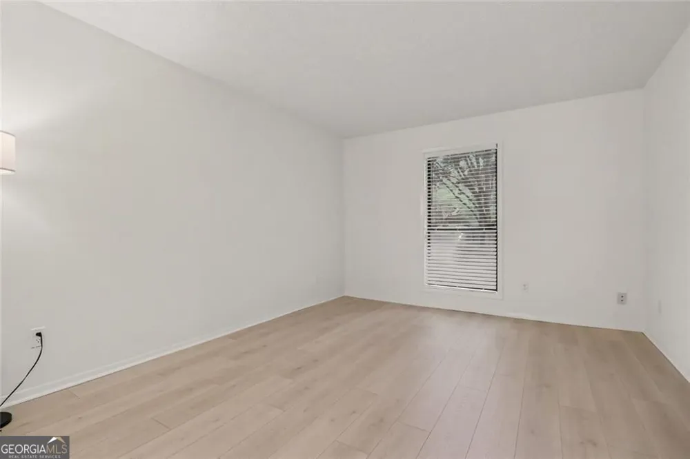 101 Dunbar DR Dunwoody, GA 30338
