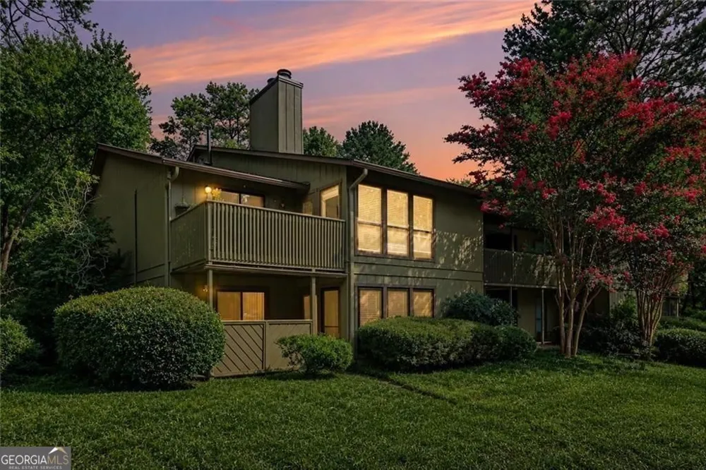 101 Dunbar DR Dunwoody, GA 30338