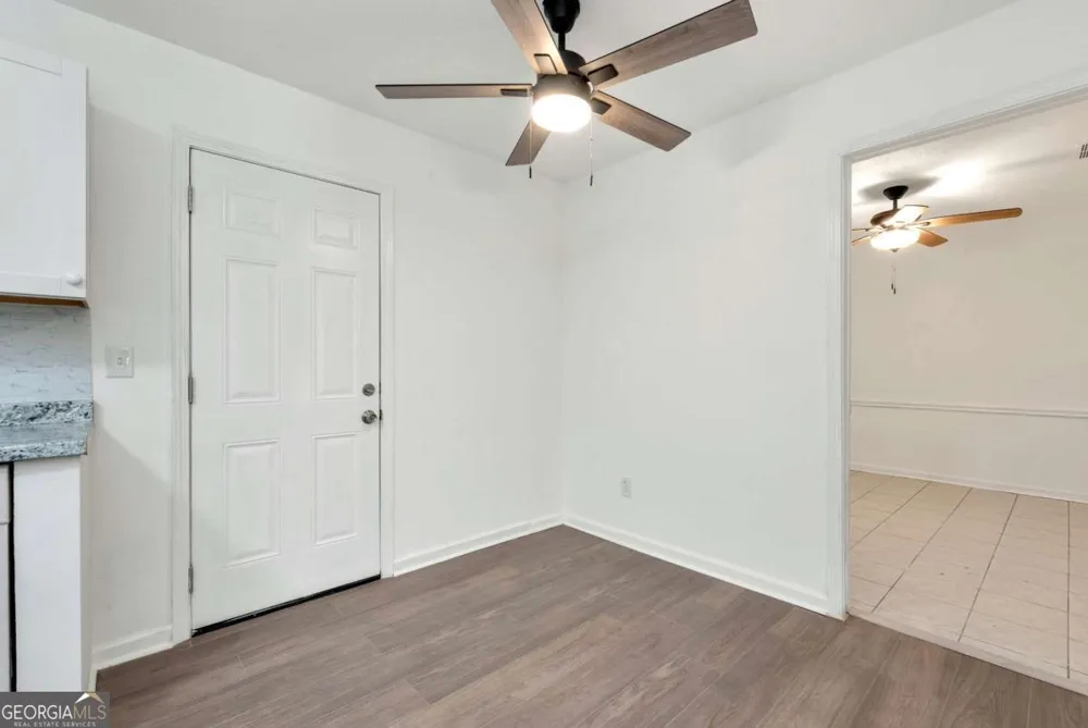 556 Sunfield DR NW Lilburn, GA 30047