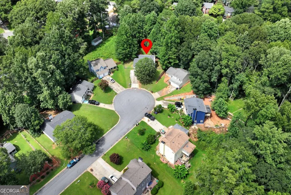556 Sunfield DR NW Lilburn, GA 30047