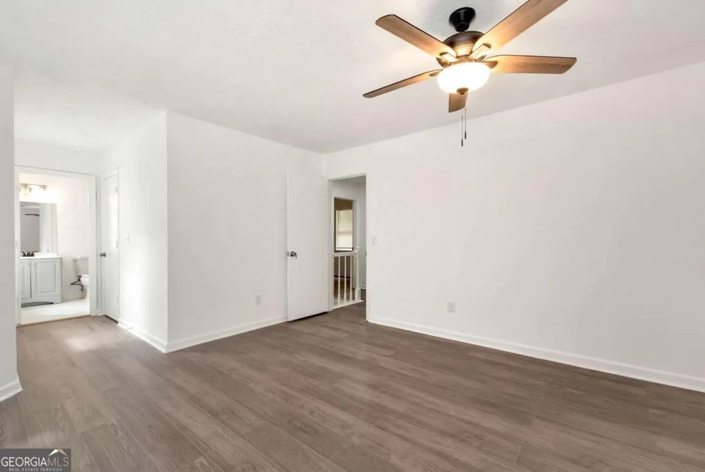 556 Sunfield DR NW Lilburn, GA 30047