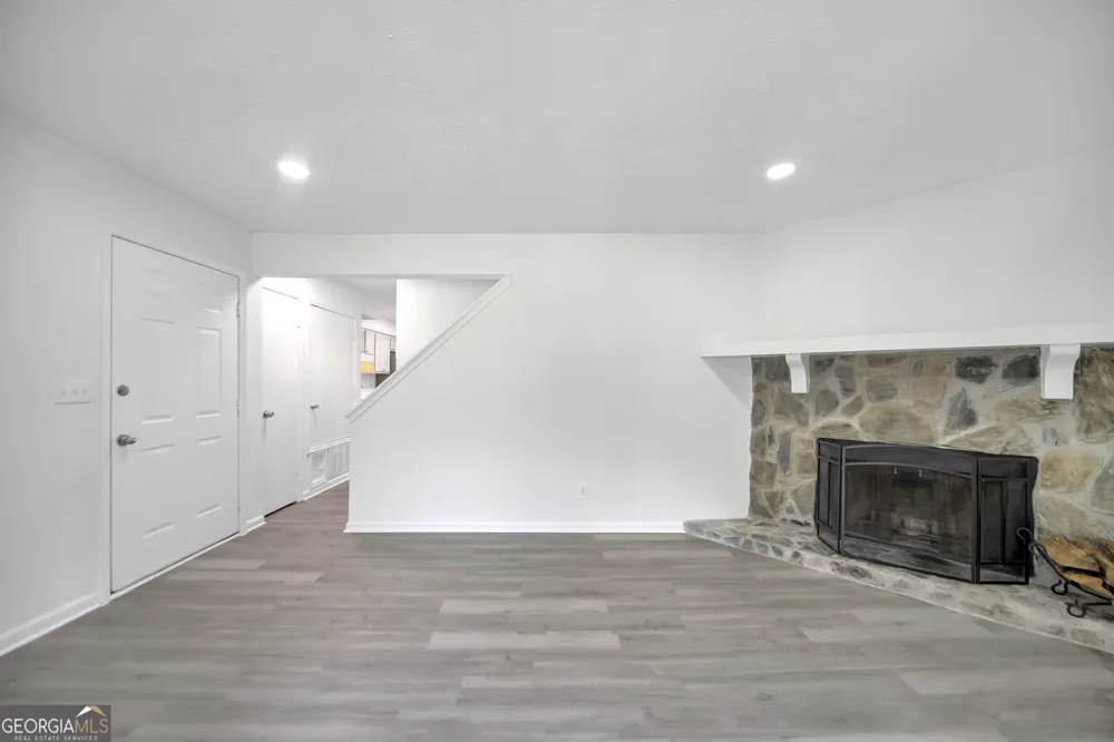 330 Quail RUN Roswell, GA 30076
