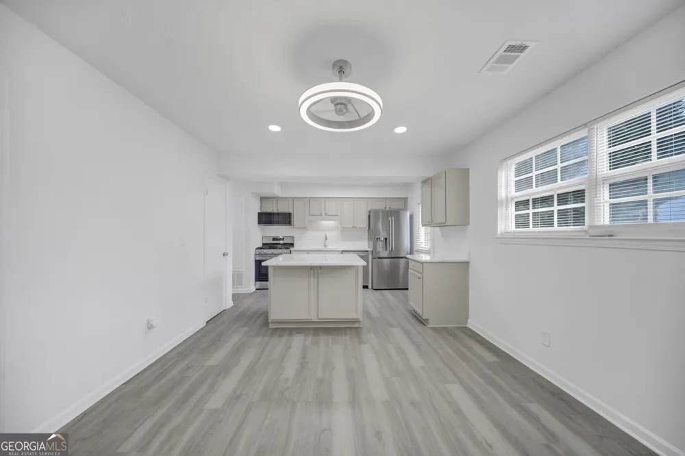330 Quail RUN Roswell, GA 30076