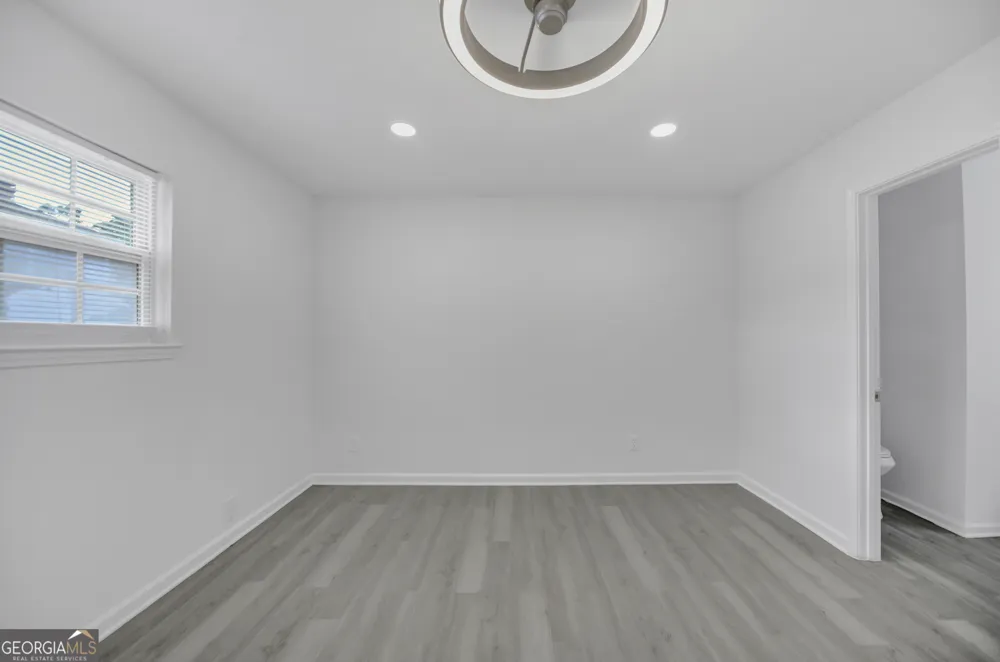 330 Quail RUN Roswell, GA 30076