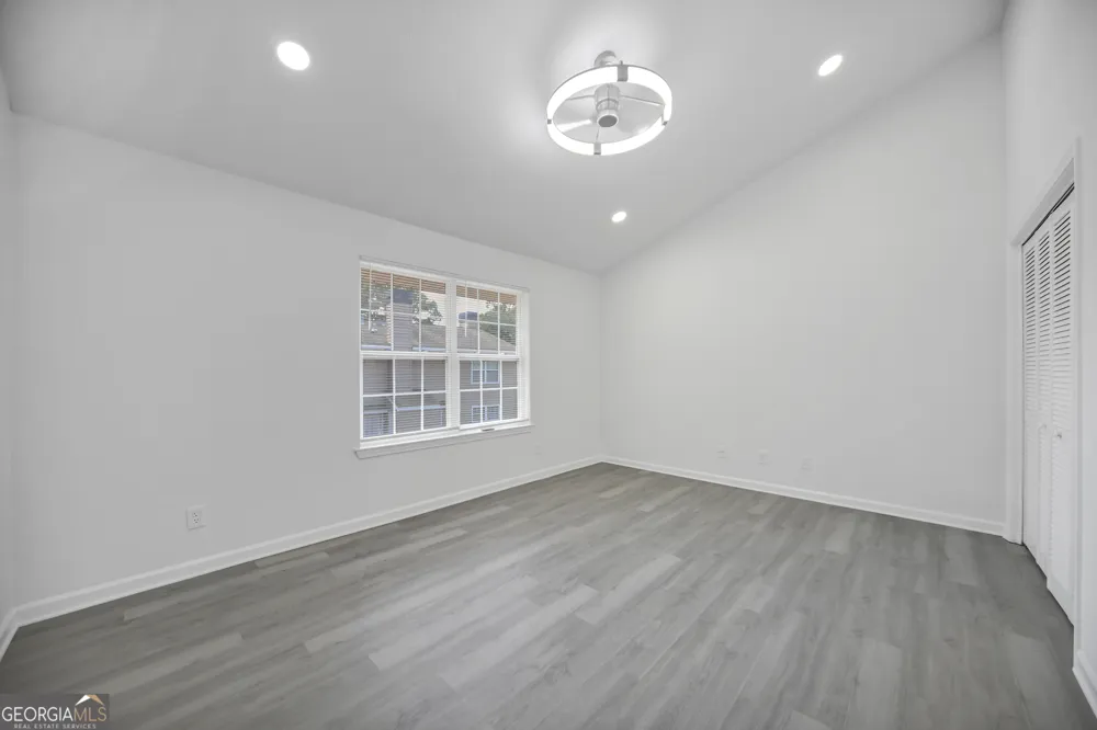 330 Quail RUN Roswell, GA 30076