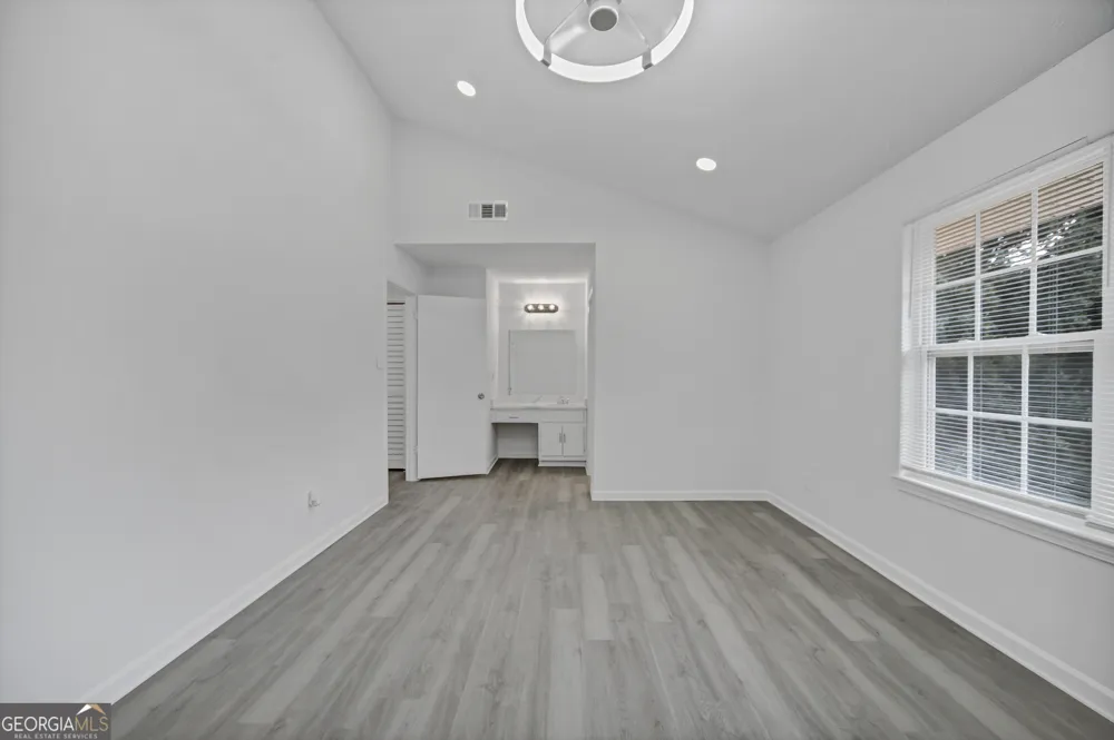 330 Quail RUN Roswell, GA 30076