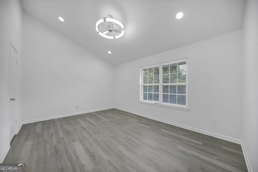 330 Quail RUN Roswell, GA 30076