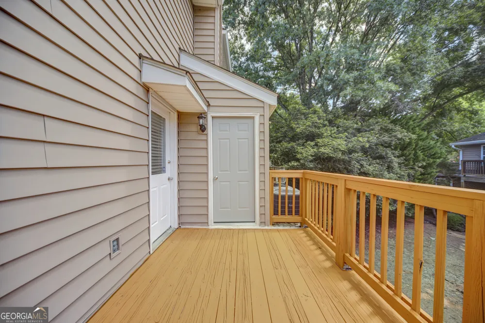 330 Quail RUN Roswell, GA 30076