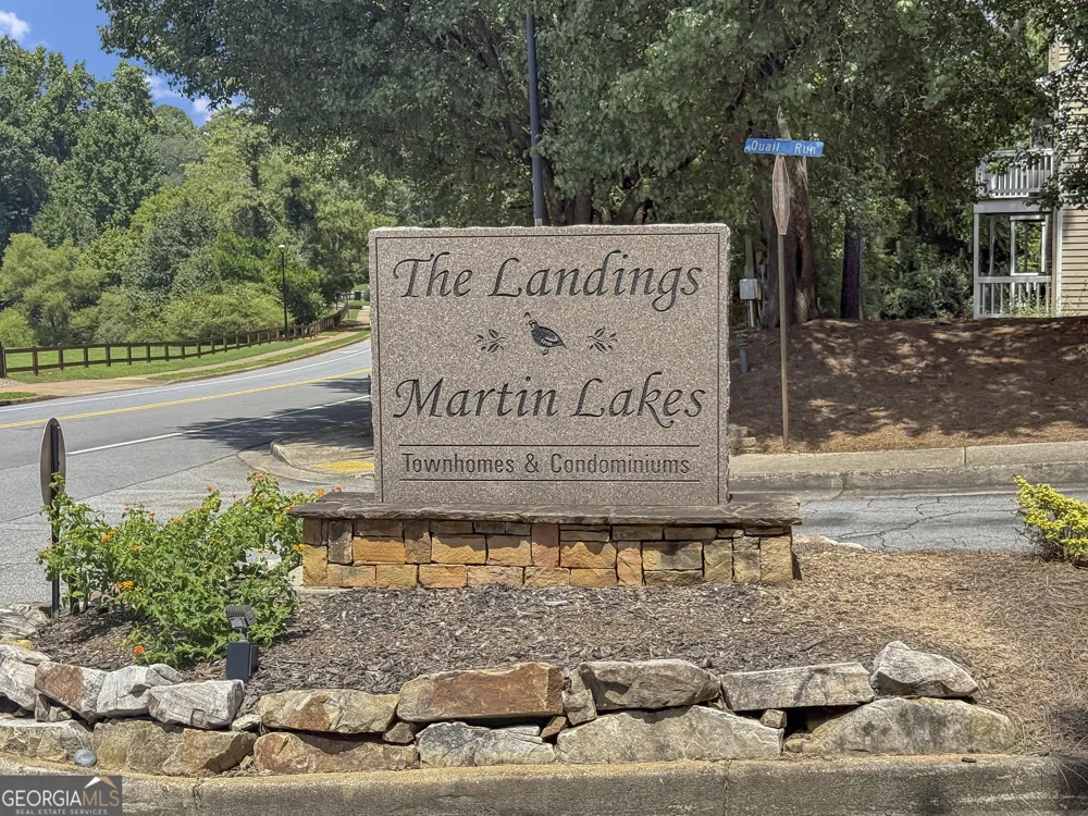 330 Quail RUN Roswell, GA 30076