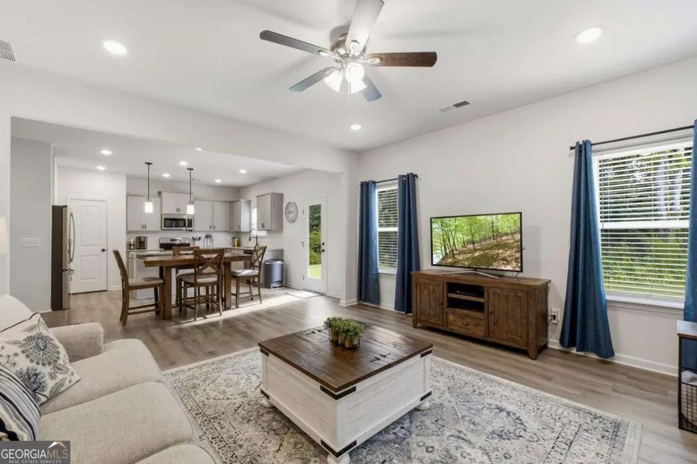 383 Morgan RD Carrollton, GA 30116