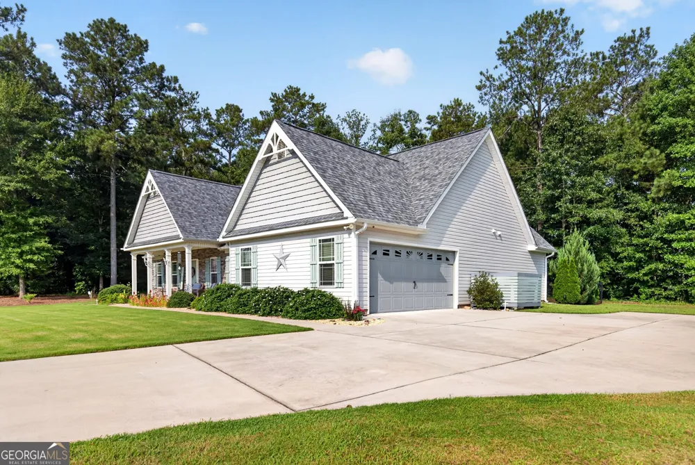 225 Cole Forest BLVD Barnesville, GA 30204