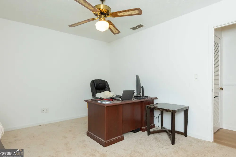 5003 Abbey LN SW Lilburn, GA 30047