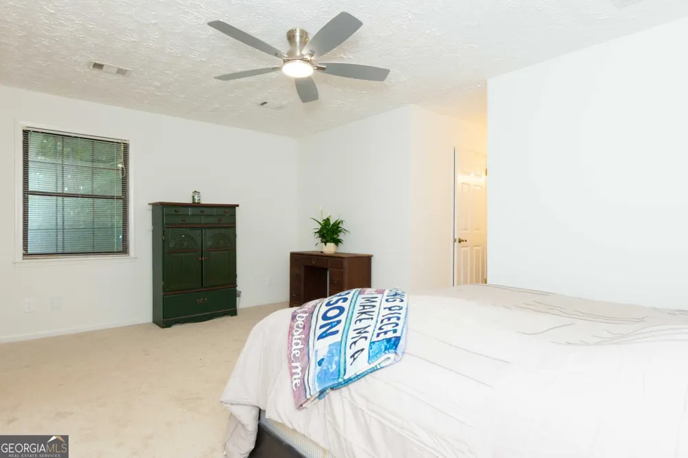 5003 Abbey LN SW Lilburn, GA 30047
