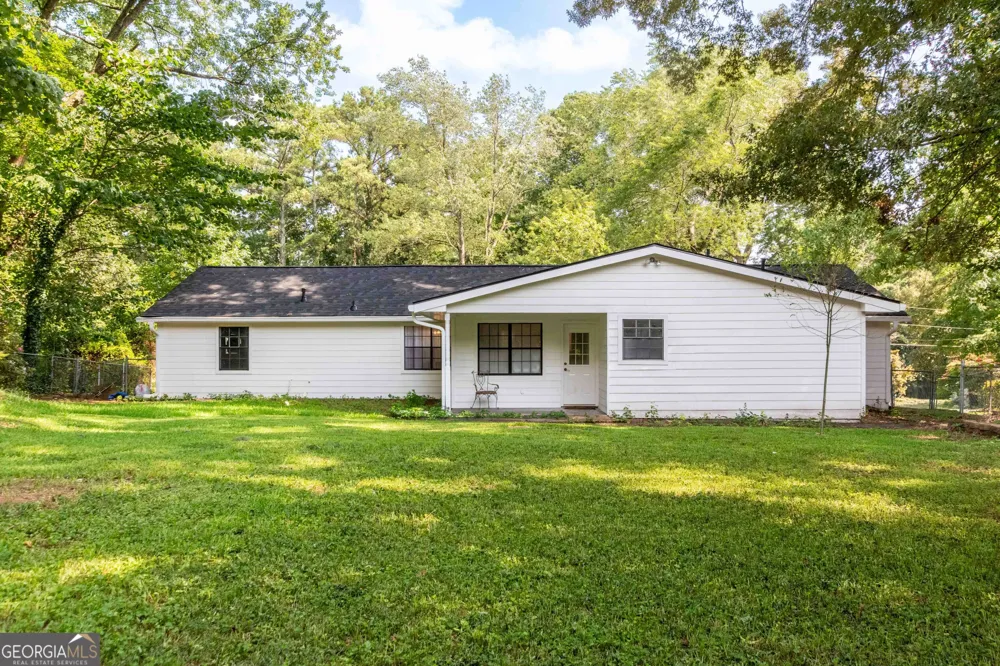 5003 Abbey LN SW Lilburn, GA 30047