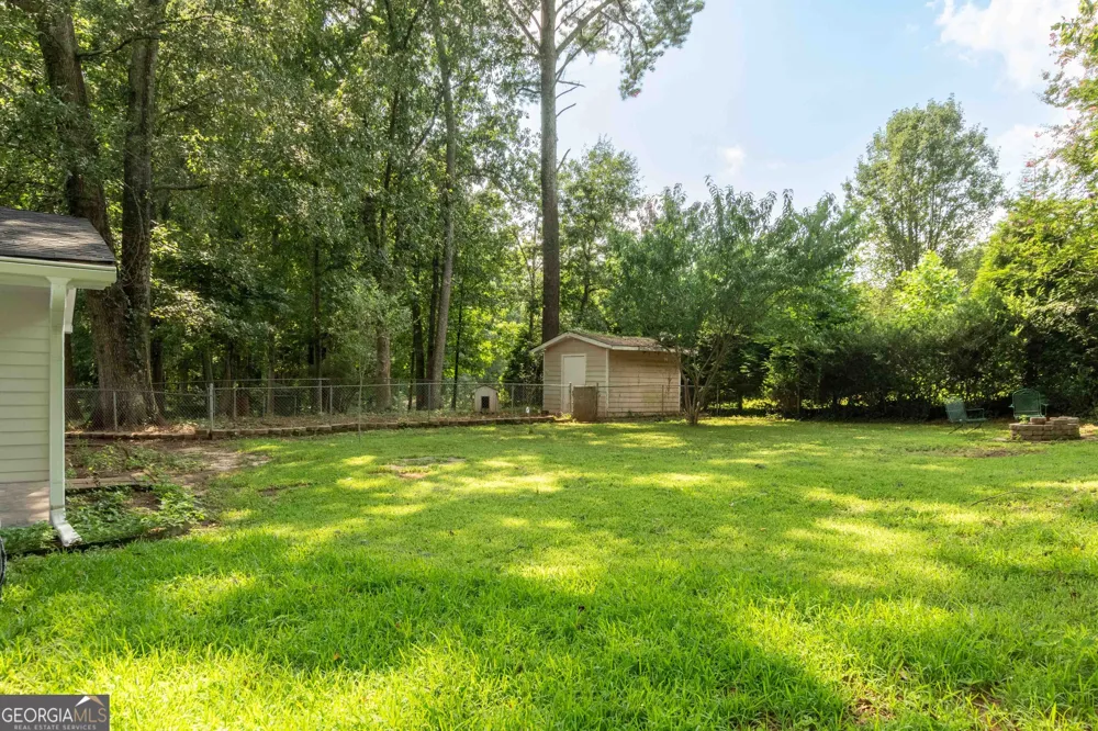 5003 Abbey LN SW Lilburn, GA 30047