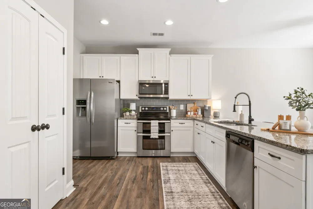 204 Clear Springs CT Jackson, GA 30233