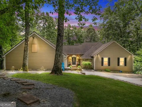160 Fairway Ridge DR