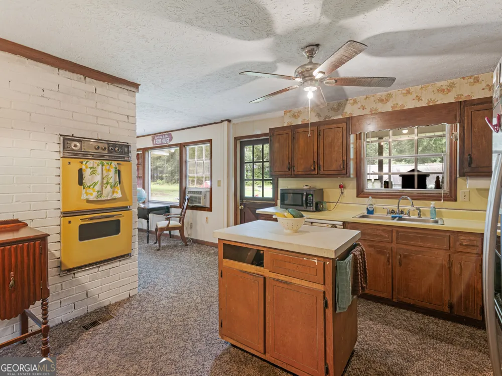 632 Flat Shoals Church RD Stockbridge, GA 30281