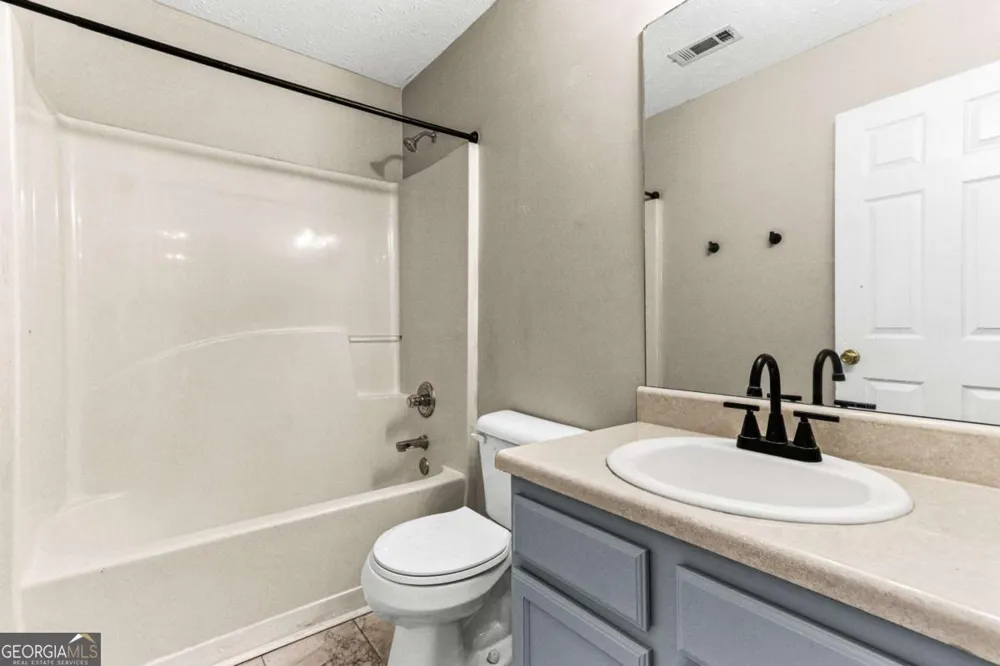 2835 Storybook CT Grayson, GA 30017