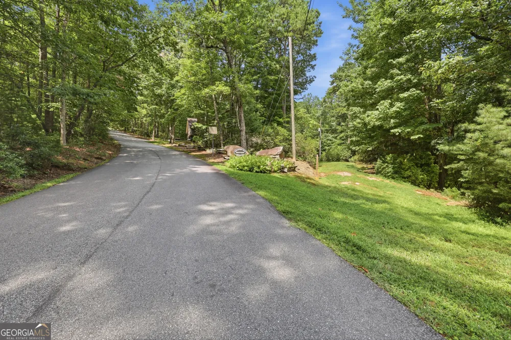 411 Hickory Nut Mountain Tallulah Falls, GA 30573