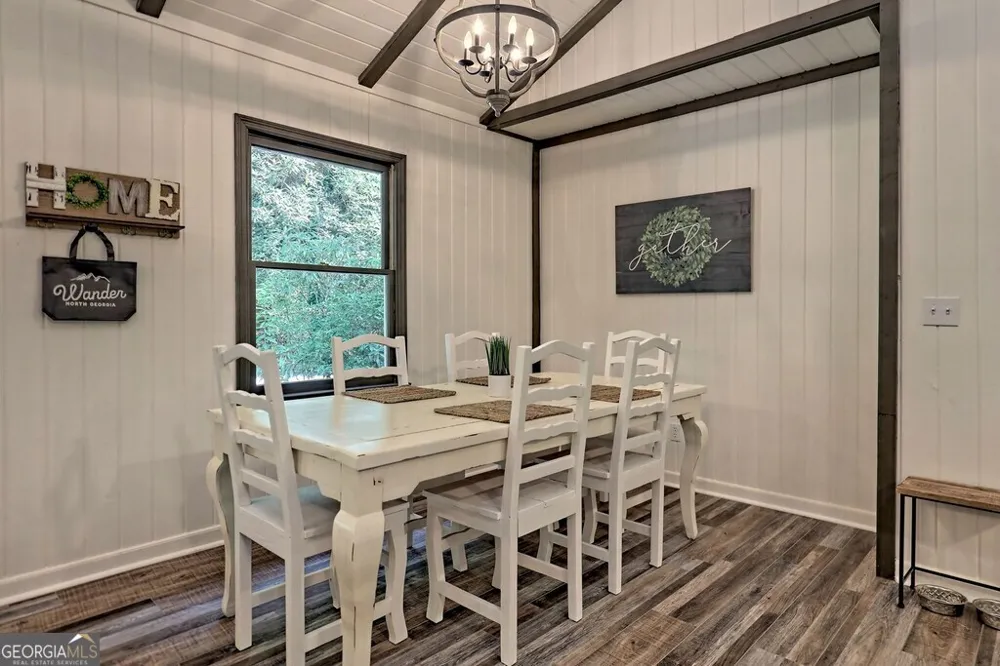 63 Mint LN Clayton, GA 30525