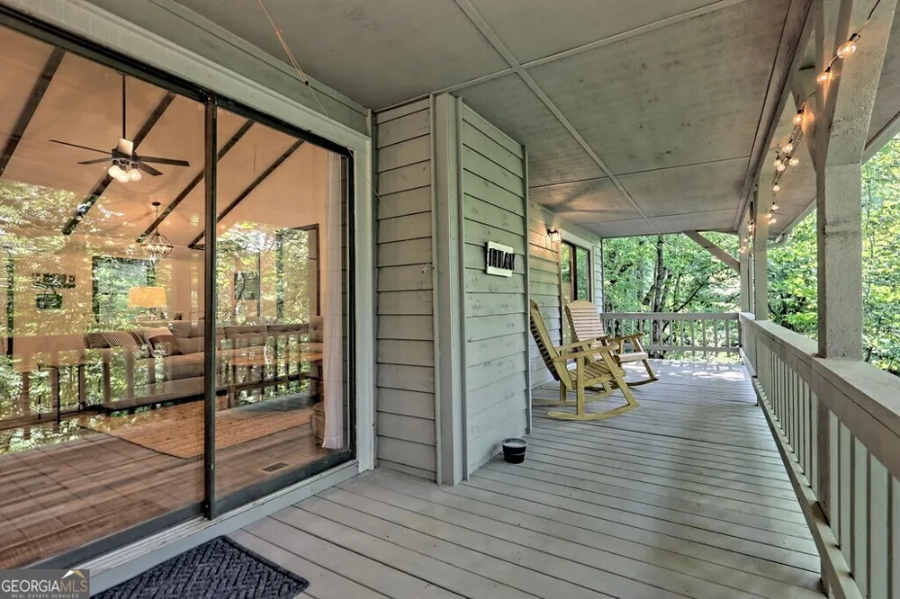 63 Mint LN Clayton, GA 30525