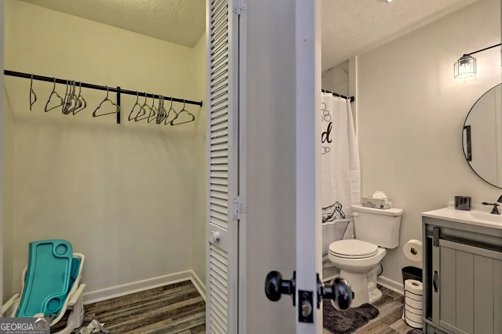63 Mint LN Clayton, GA 30525