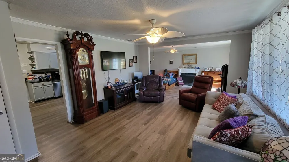 128 Wassaw RD Savannah, GA 31410
