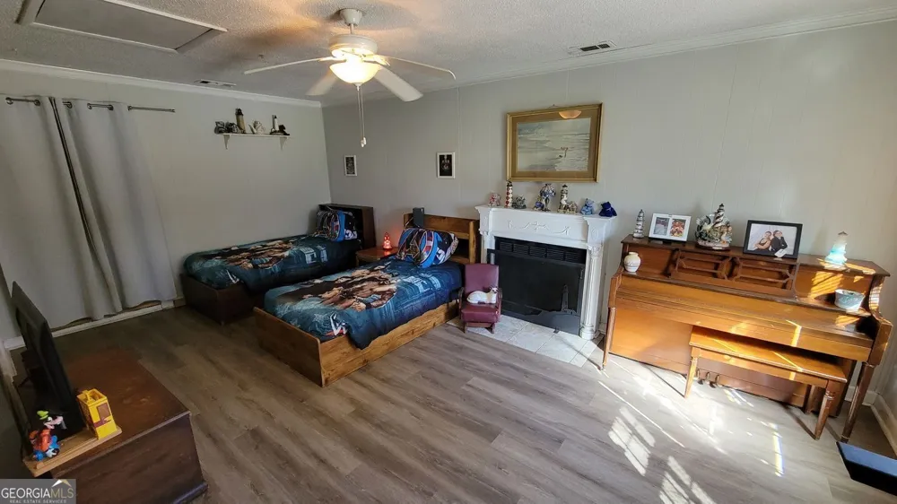128 Wassaw RD Savannah, GA 31410