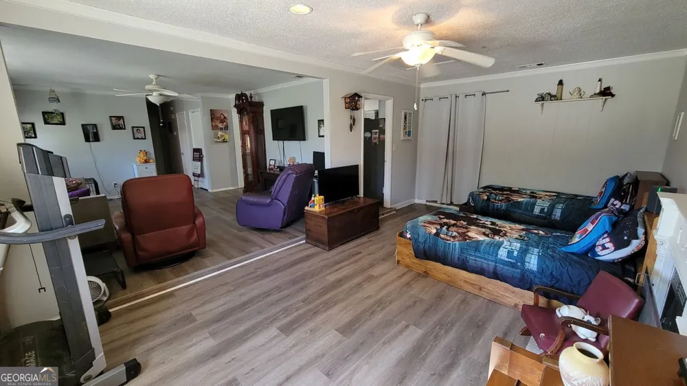 128 Wassaw RD Savannah, GA 31410