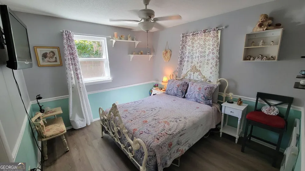 128 Wassaw RD Savannah, GA 31410
