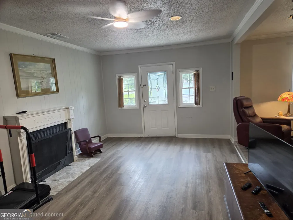 128 Wassaw RD Savannah, GA 31410