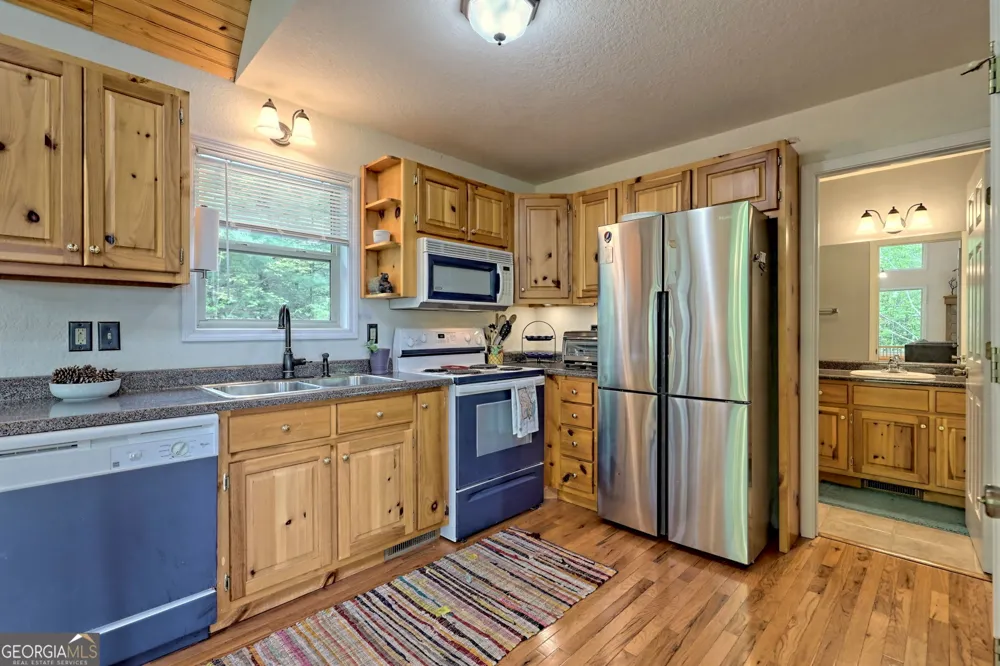 331 Camelot TRL Clayton, GA 30525