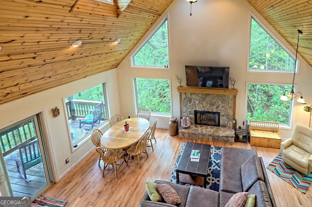 331 Camelot TRL Clayton, GA 30525