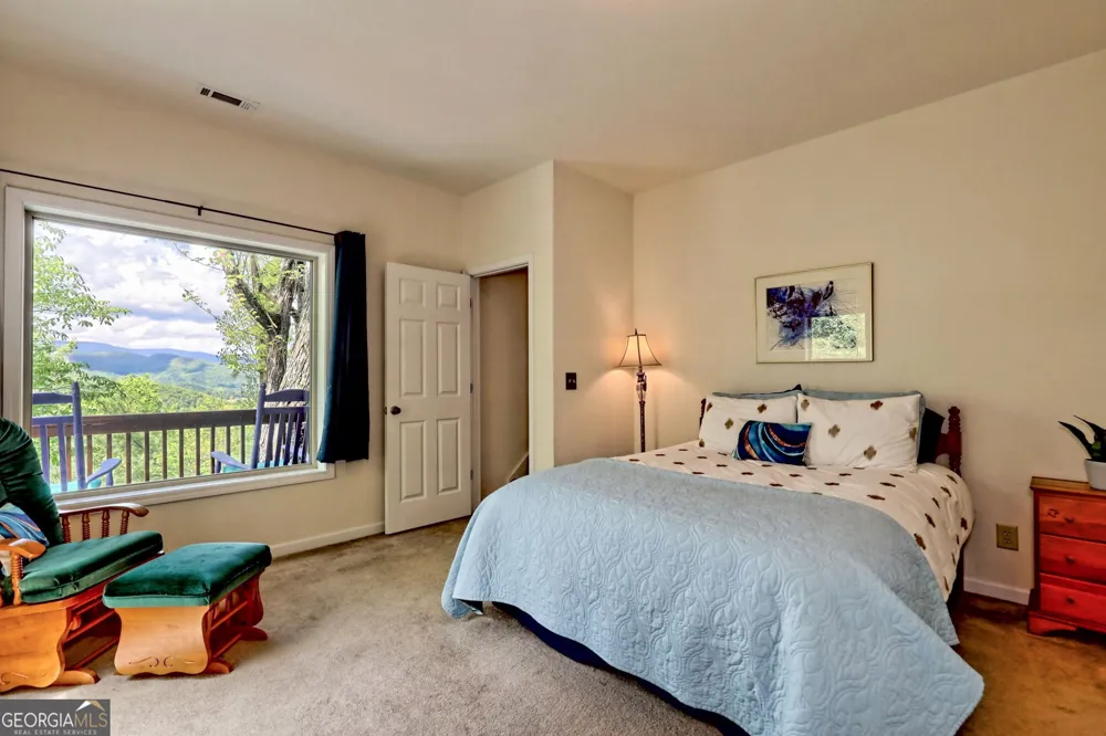 331 Camelot TRL Clayton, GA 30525