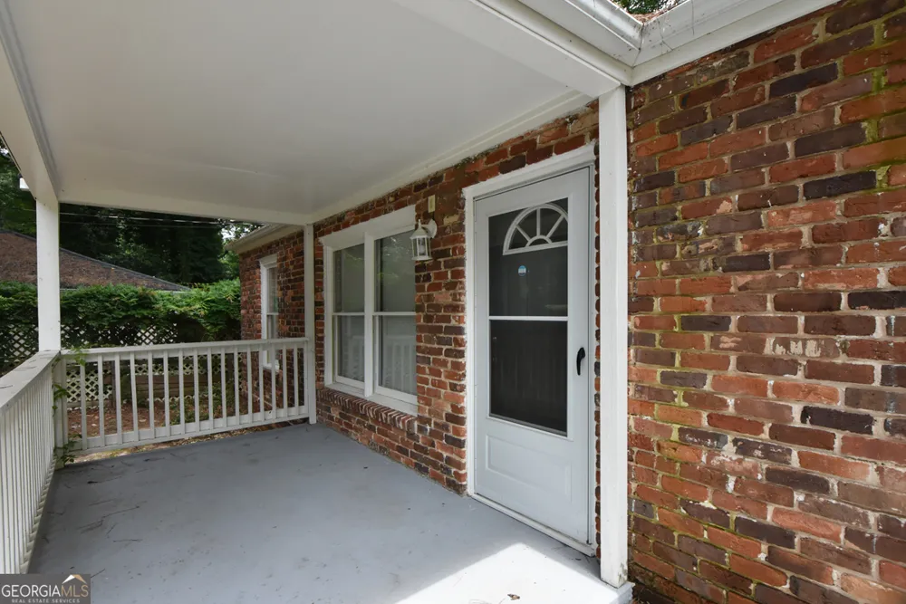 3274 Fern DR Tucker, GA 30084