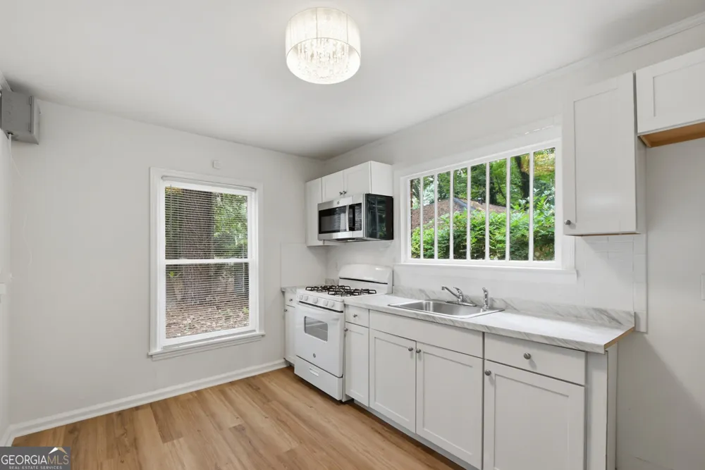 3274 Fern DR Tucker, GA 30084