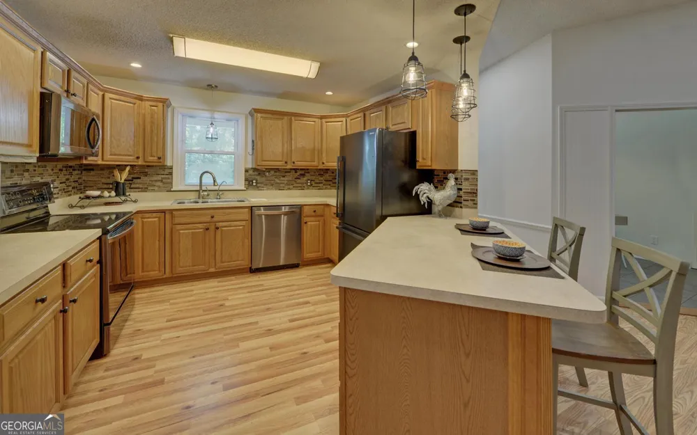 567 Cedar Pond RD Hartwell, GA 30643