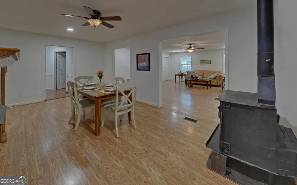 567 Cedar Pond RD Hartwell, GA 30643