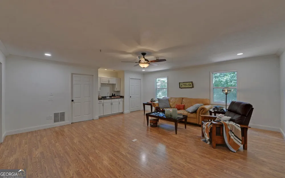 567 Cedar Pond RD Hartwell, GA 30643