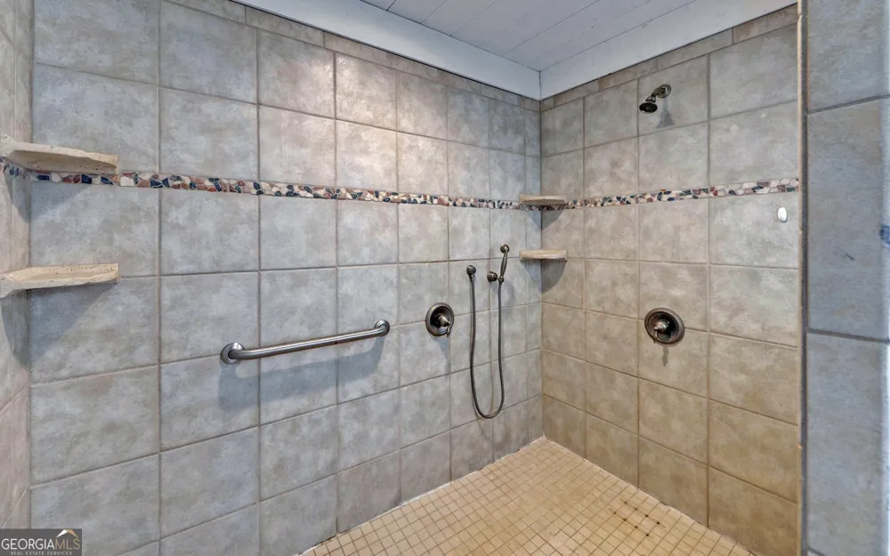 567 Cedar Pond RD Hartwell, GA 30643