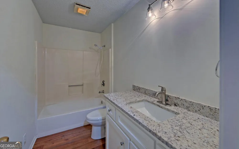 567 Cedar Pond RD Hartwell, GA 30643