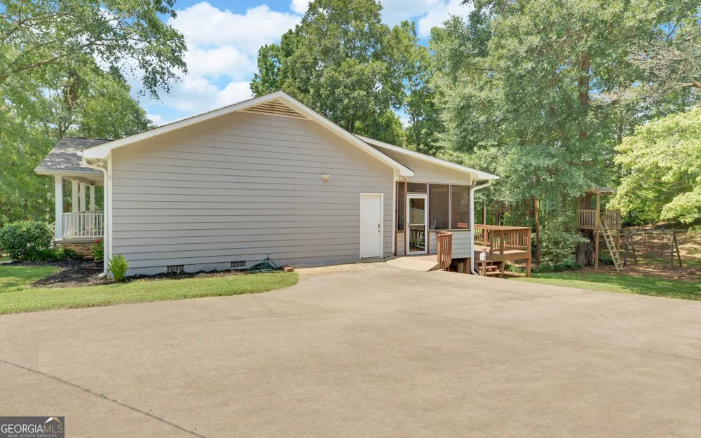 567 Cedar Pond RD Hartwell, GA 30643