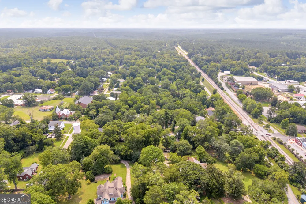 104 Veazey ST Union Point, GA 30669