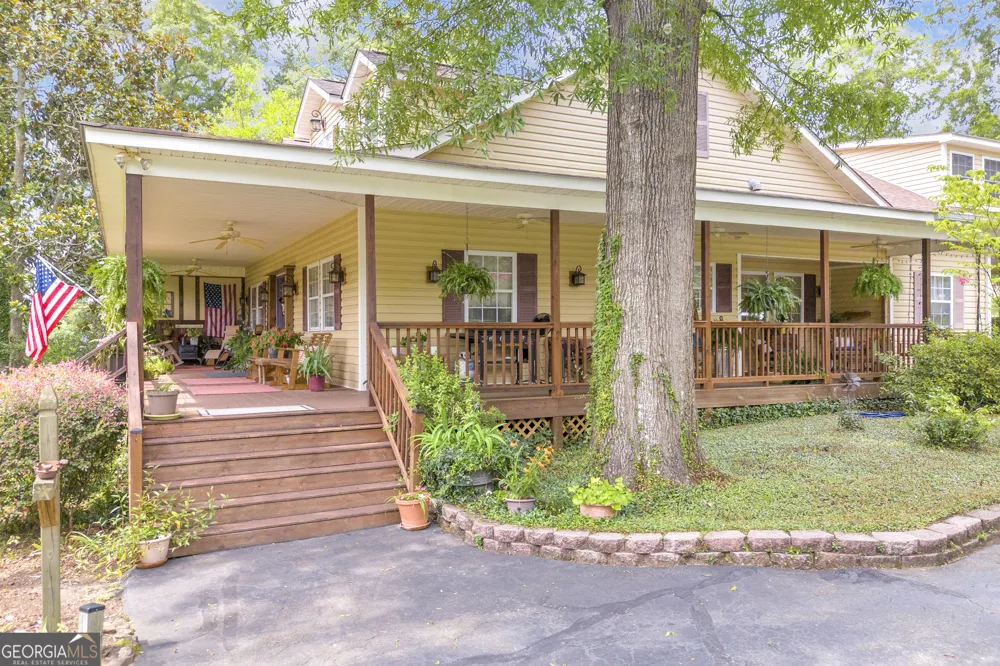 104 Veazey ST Union Point, GA 30669