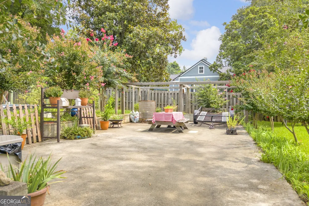 104 Veazey ST Union Point, GA 30669