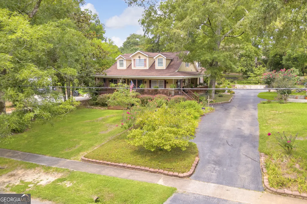 104 Veazey ST Union Point, GA 30669