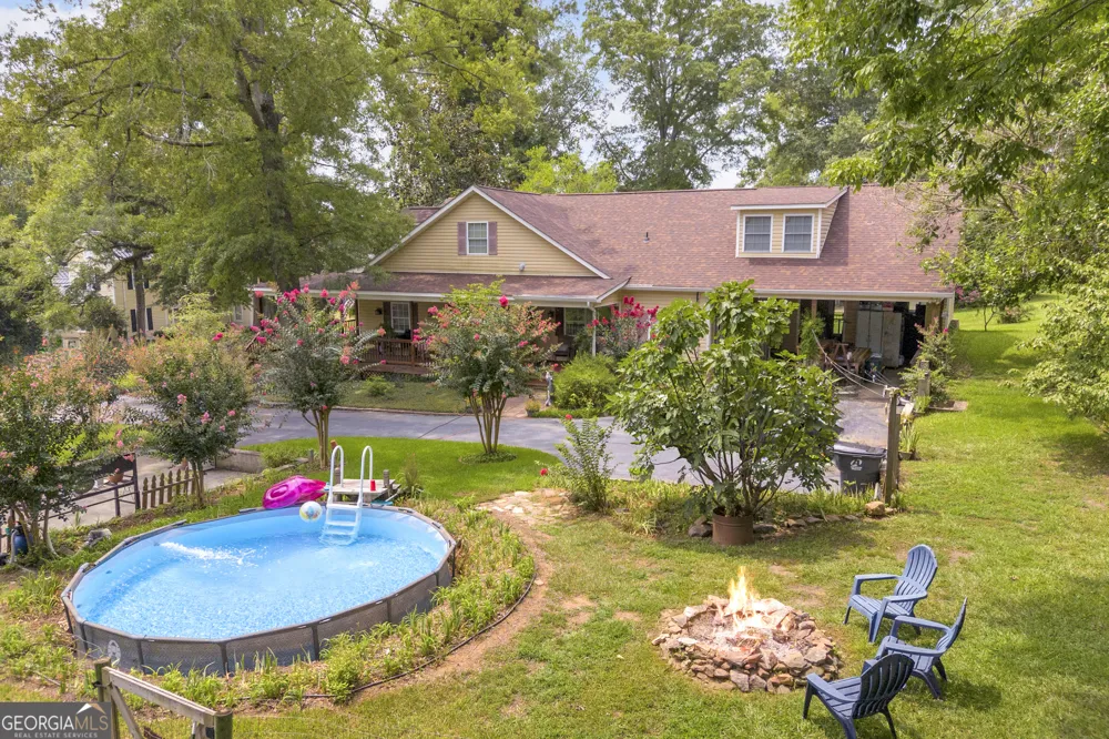 104 Veazey ST Union Point, GA 30669
