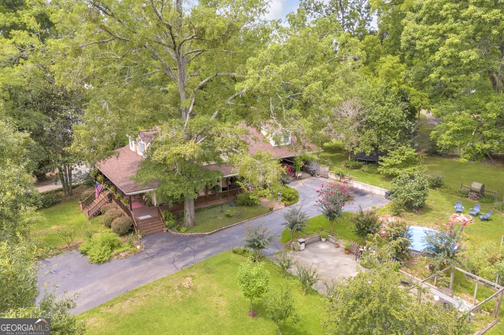 104 Veazey ST Union Point, GA 30669