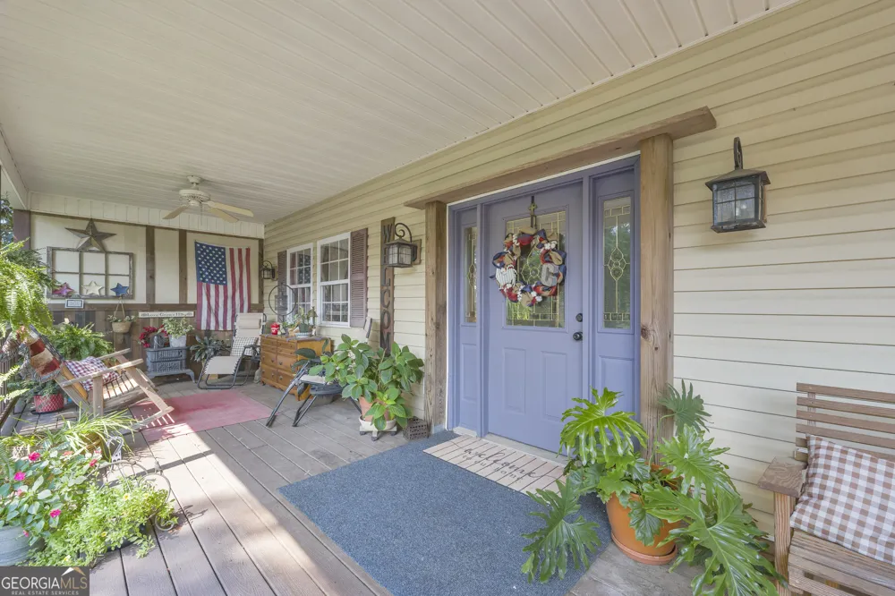 104 Veazey ST Union Point, GA 30669